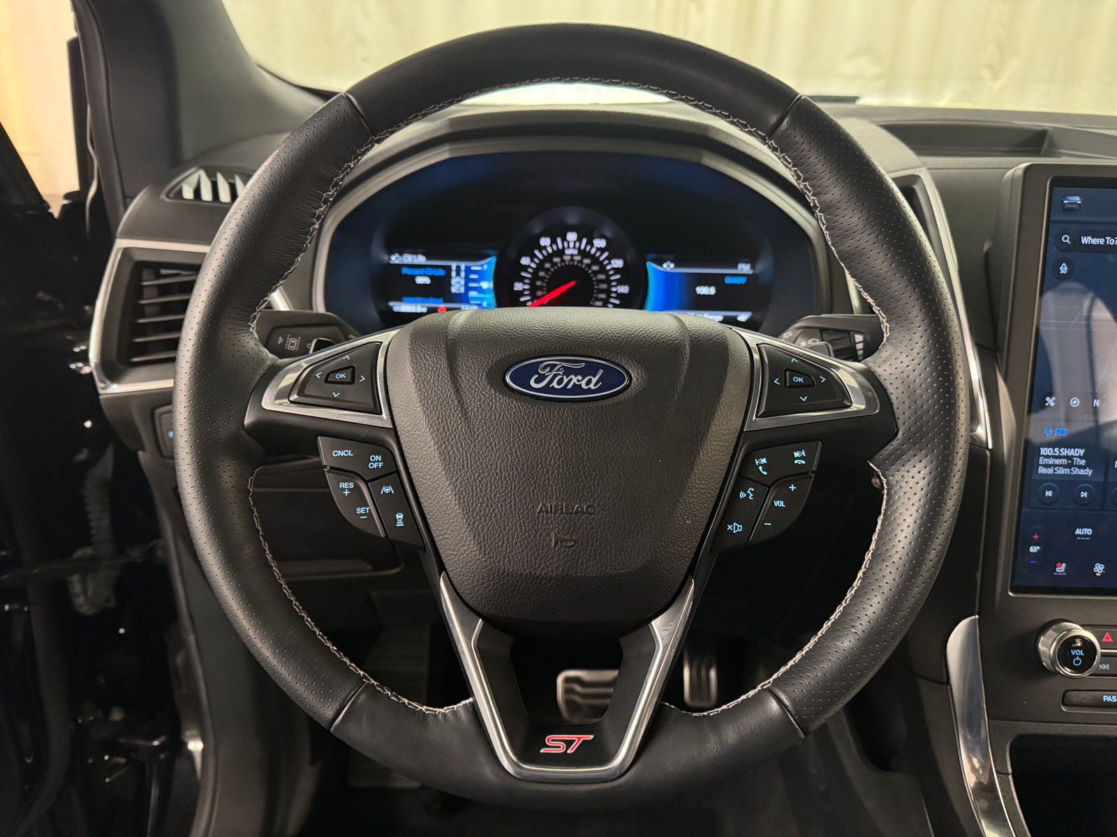 Thumbnail: 2022 Ford Edge - 5