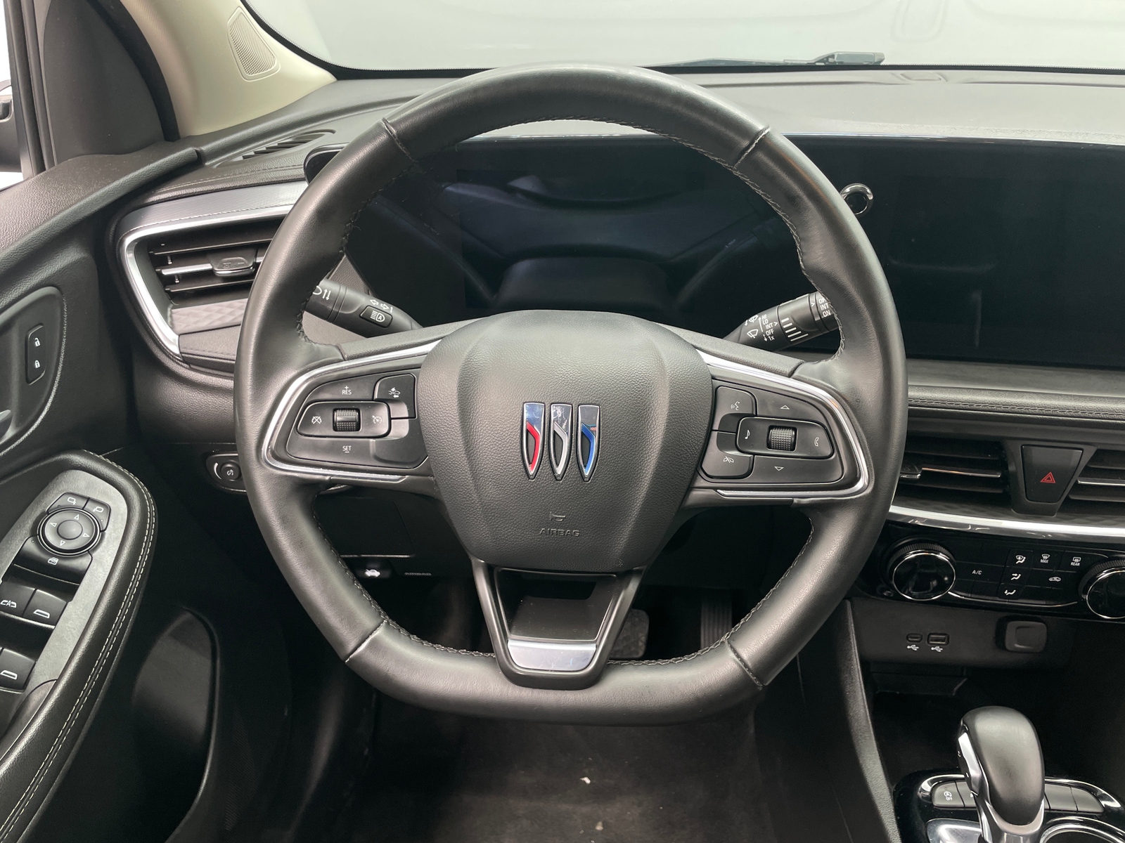 Thumbnail: 2024 Buick Encore GX - 4