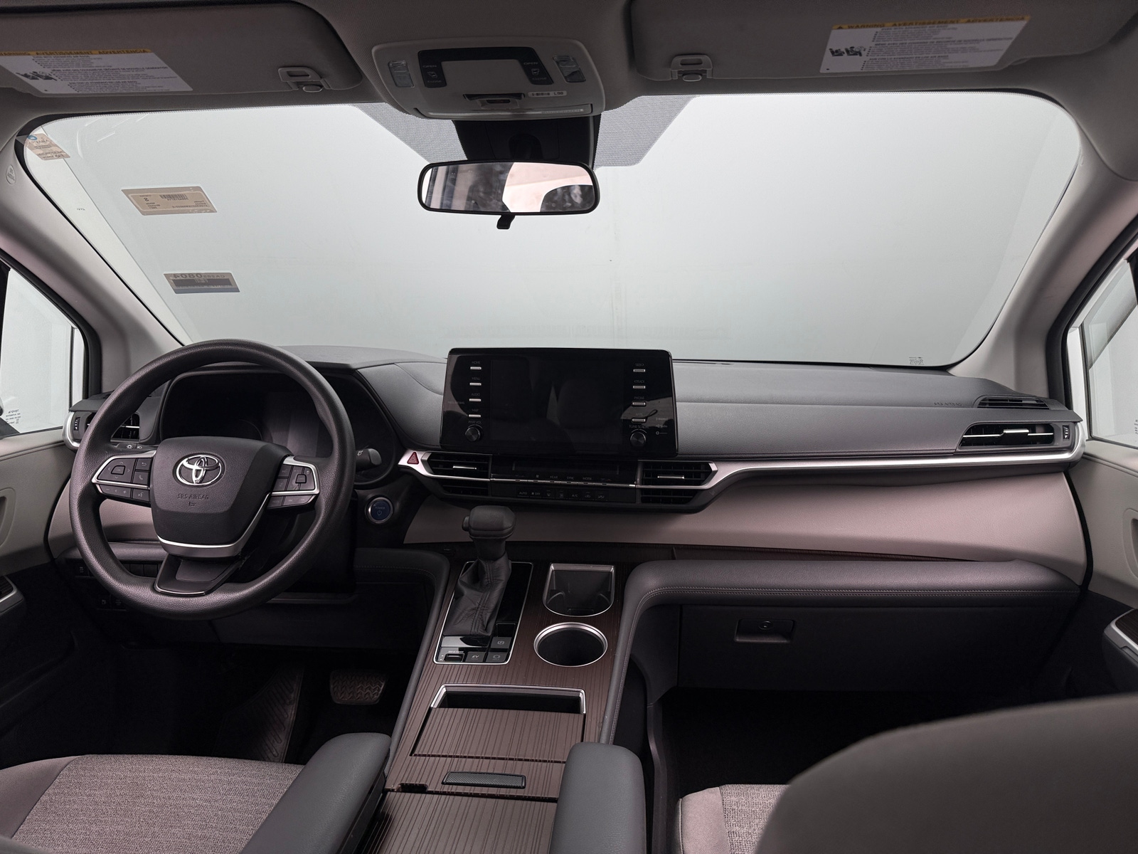 Thumbnail: 2021 Toyota Sienna - 3