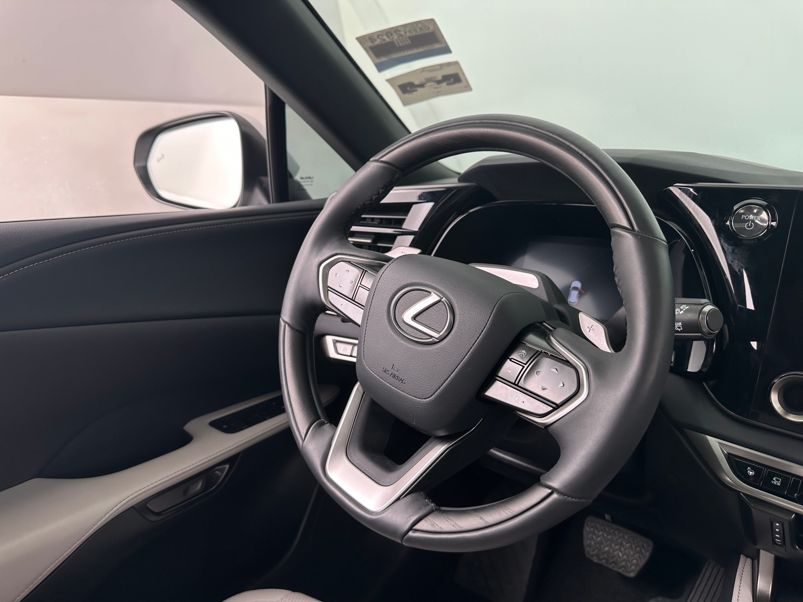 Thumbnail: 2024 Lexus RX - 4