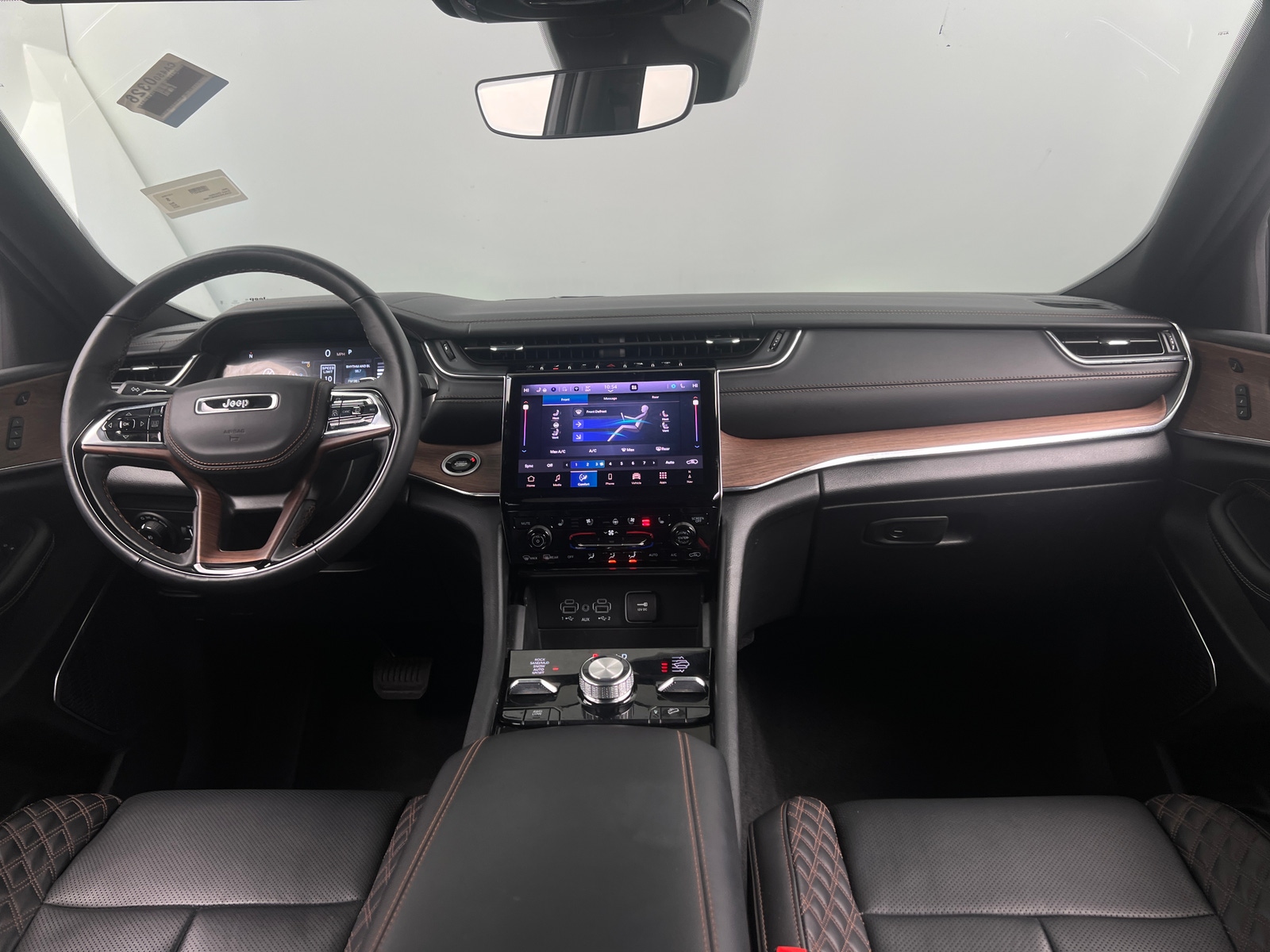 Thumbnail: 2025 Jeep Grand Cherokee - 2