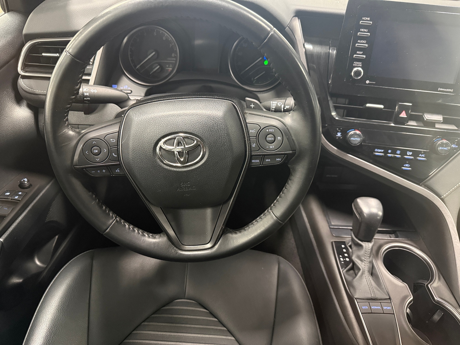 Thumbnail: 2022 Toyota Camry - 4