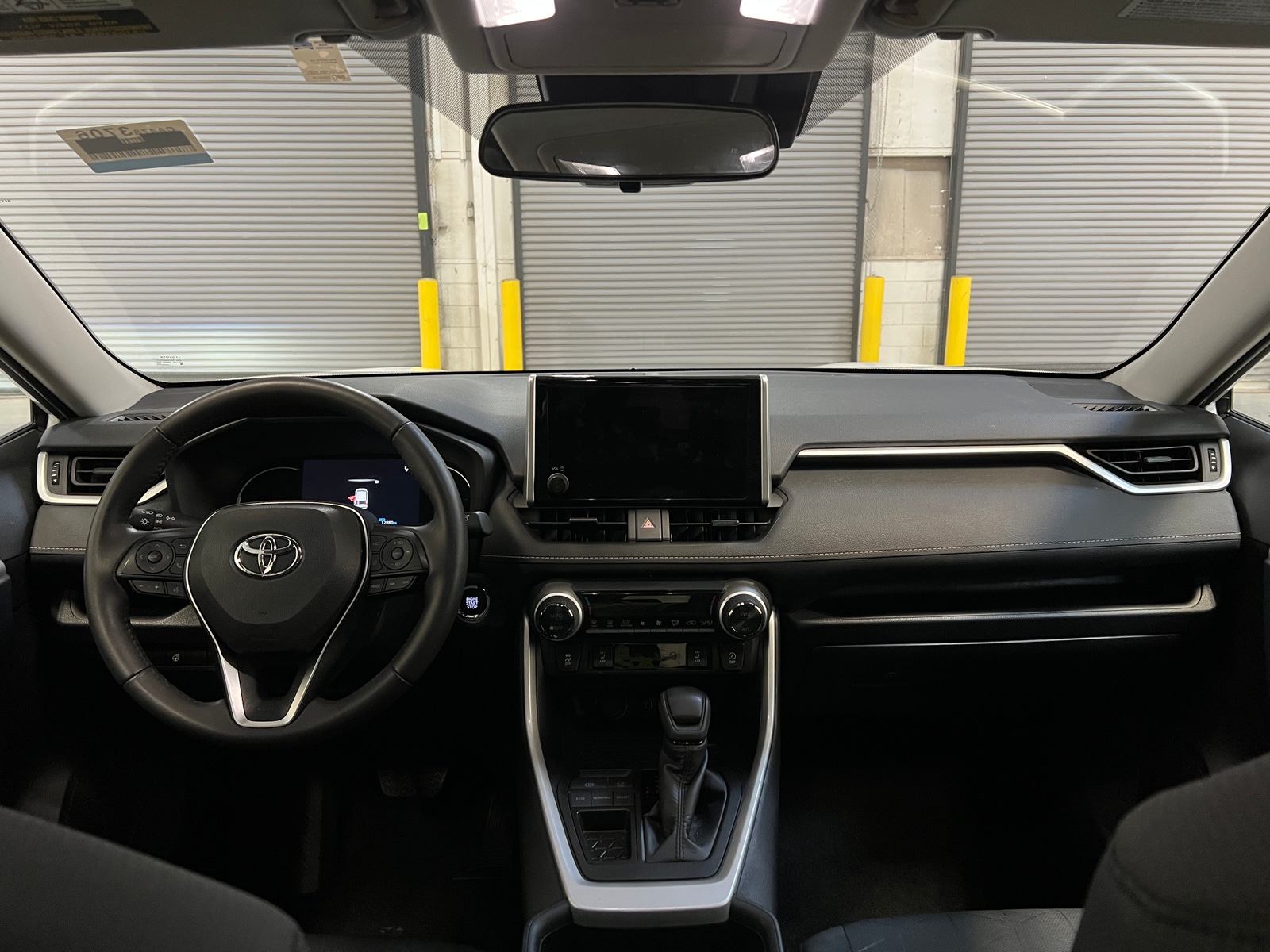 Thumbnail: 2025 Toyota RAV4 - 3