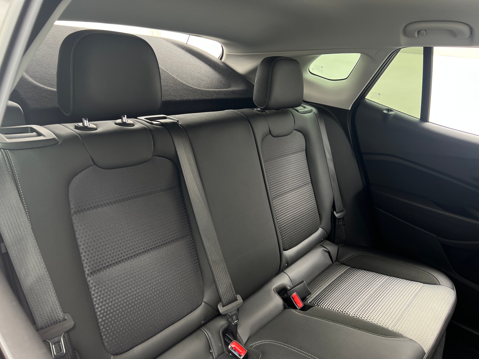 Thumbnail: 2025 Chevrolet Trax - 6