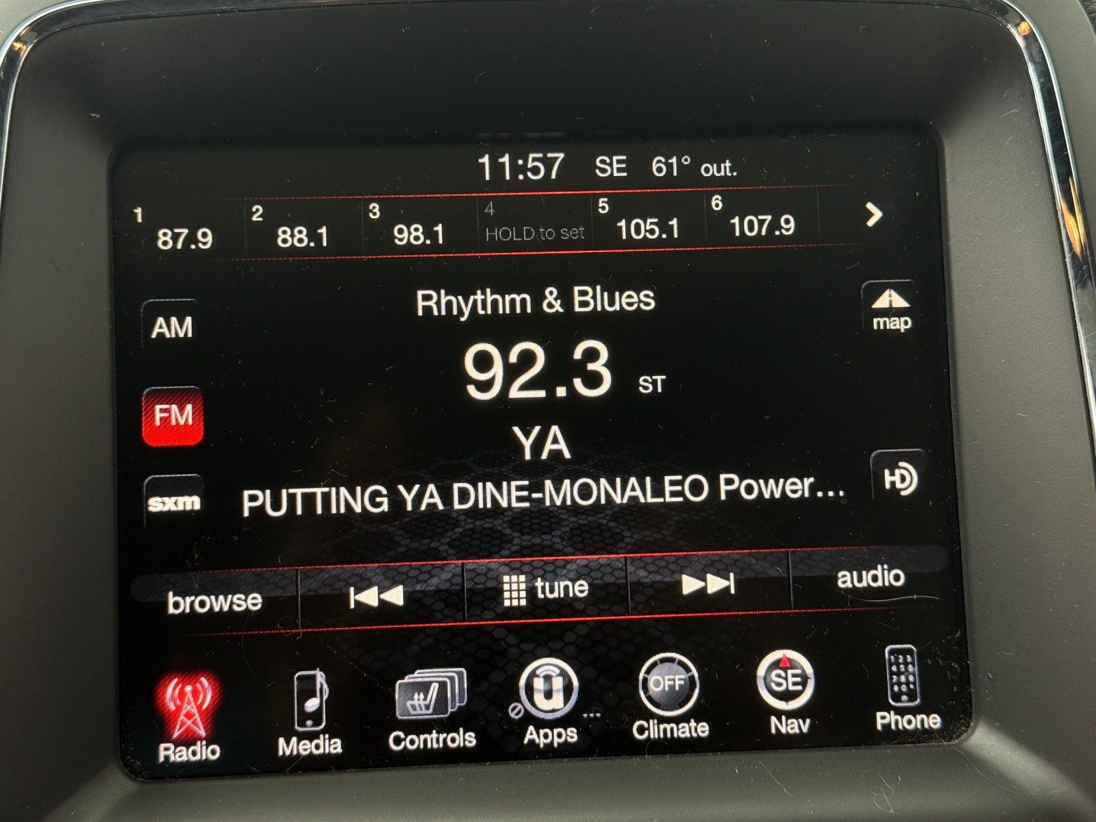 Thumbnail: 2016 Dodge Durango - 3