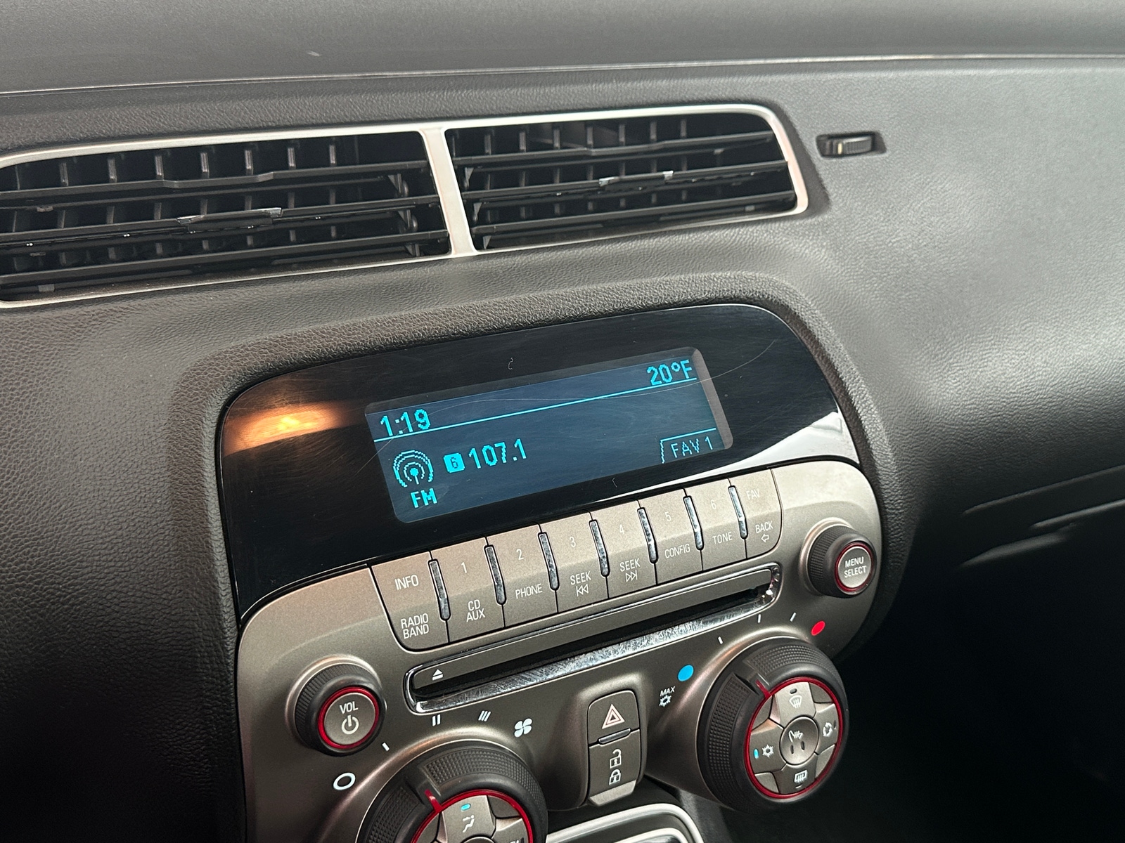 Thumbnail: 2011 Chevrolet Camaro - 3