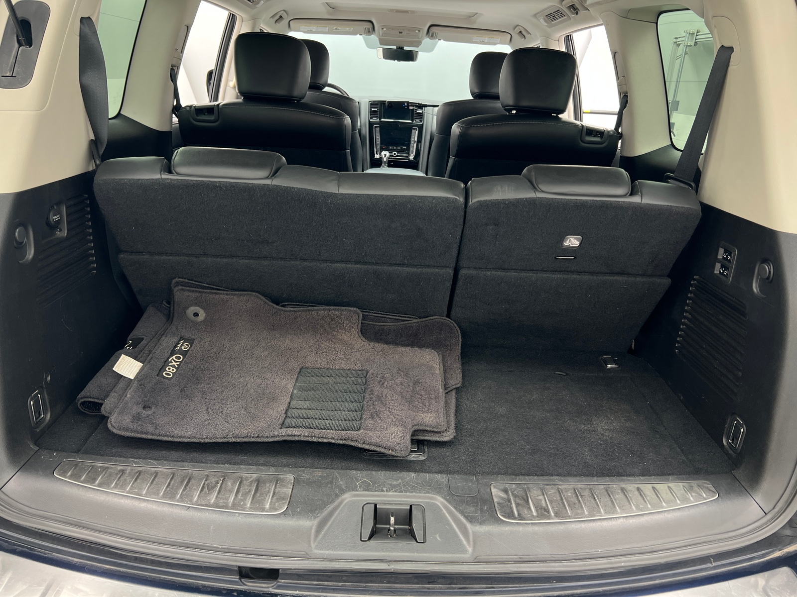 Thumbnail: 2021 INFINITI QX80 - 6