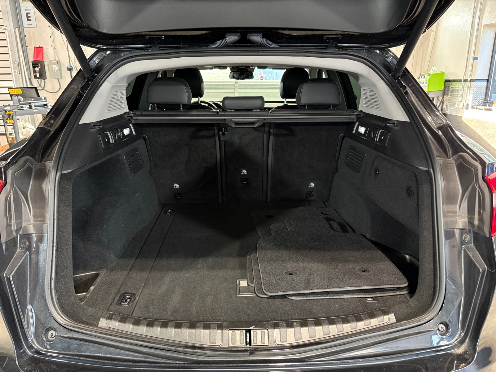 Thumbnail: 2018 Alfa Romeo Stelvio - 7