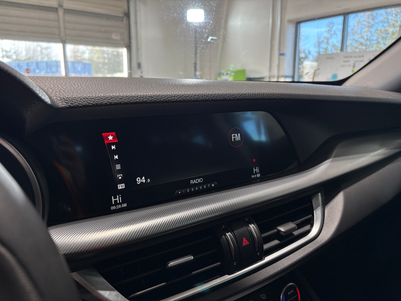 Thumbnail: 2018 Alfa Romeo Stelvio - 4