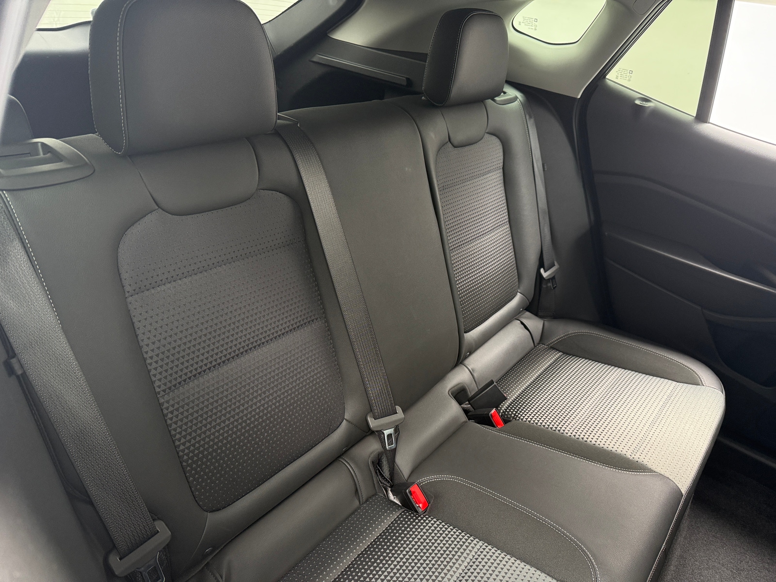 Thumbnail: 2025 Chevrolet Trax - 6