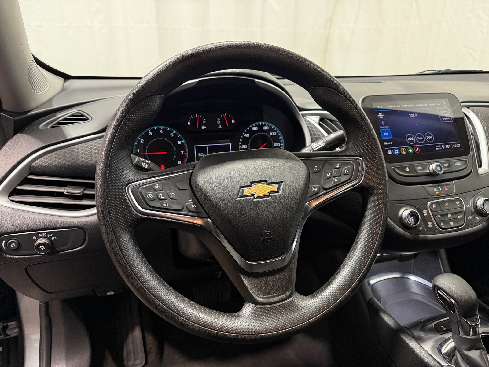 Thumbnail: 2024 Chevrolet Malibu - 5