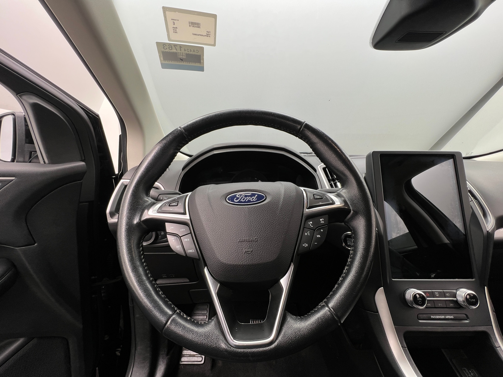 Thumbnail: 2023 Ford Edge - 4