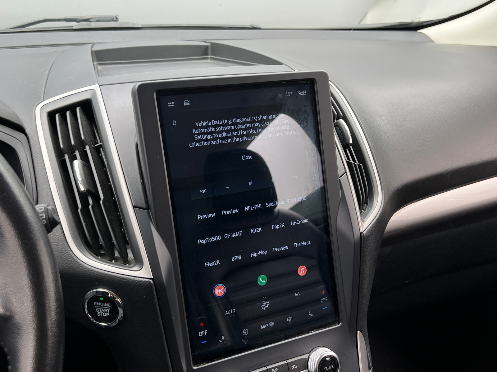 Thumbnail: 2023 Ford Edge - 3