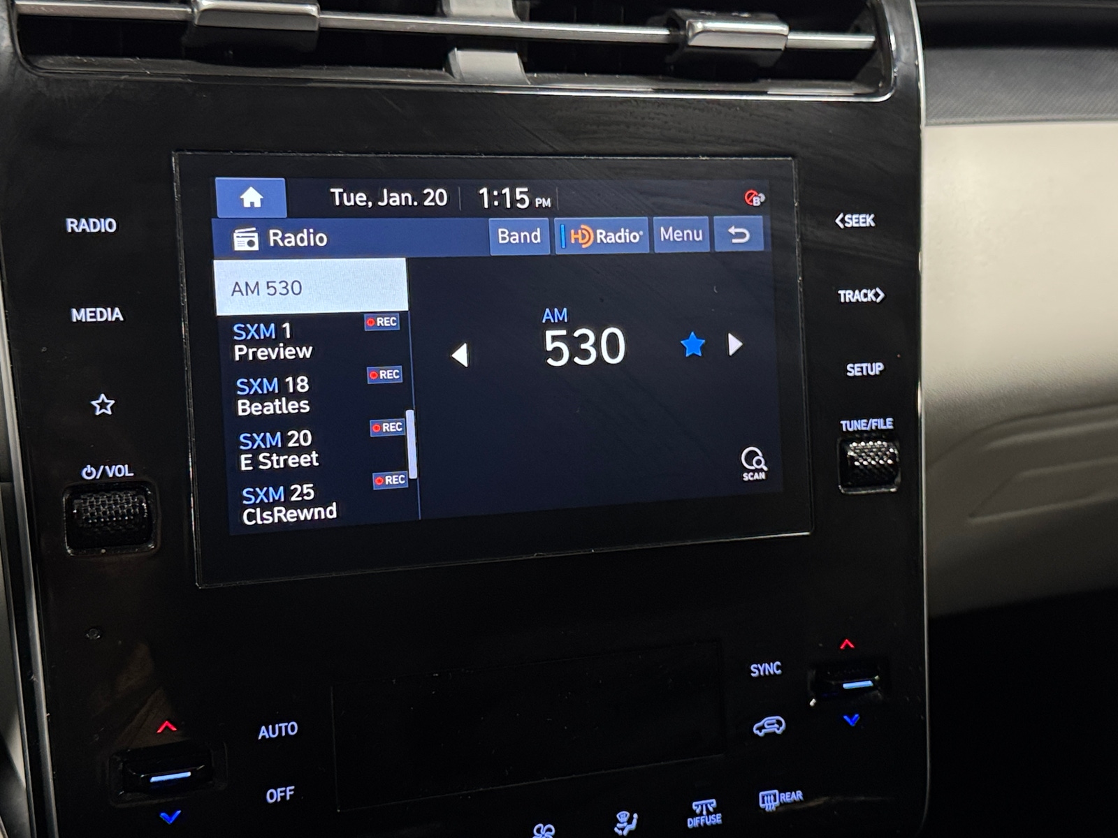 Thumbnail: 2024 Hyundai Tucson - 4