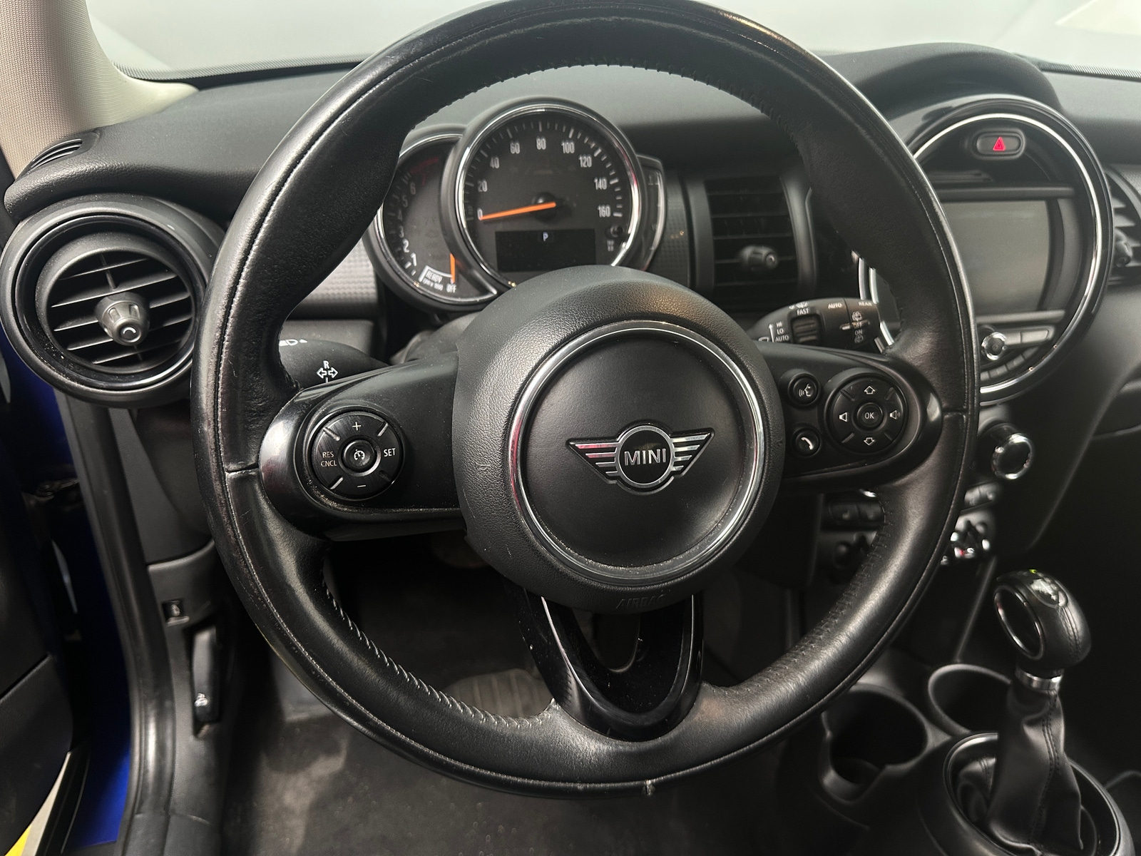 Thumbnail: 2019 MINI Cooper Hardtop - 4
