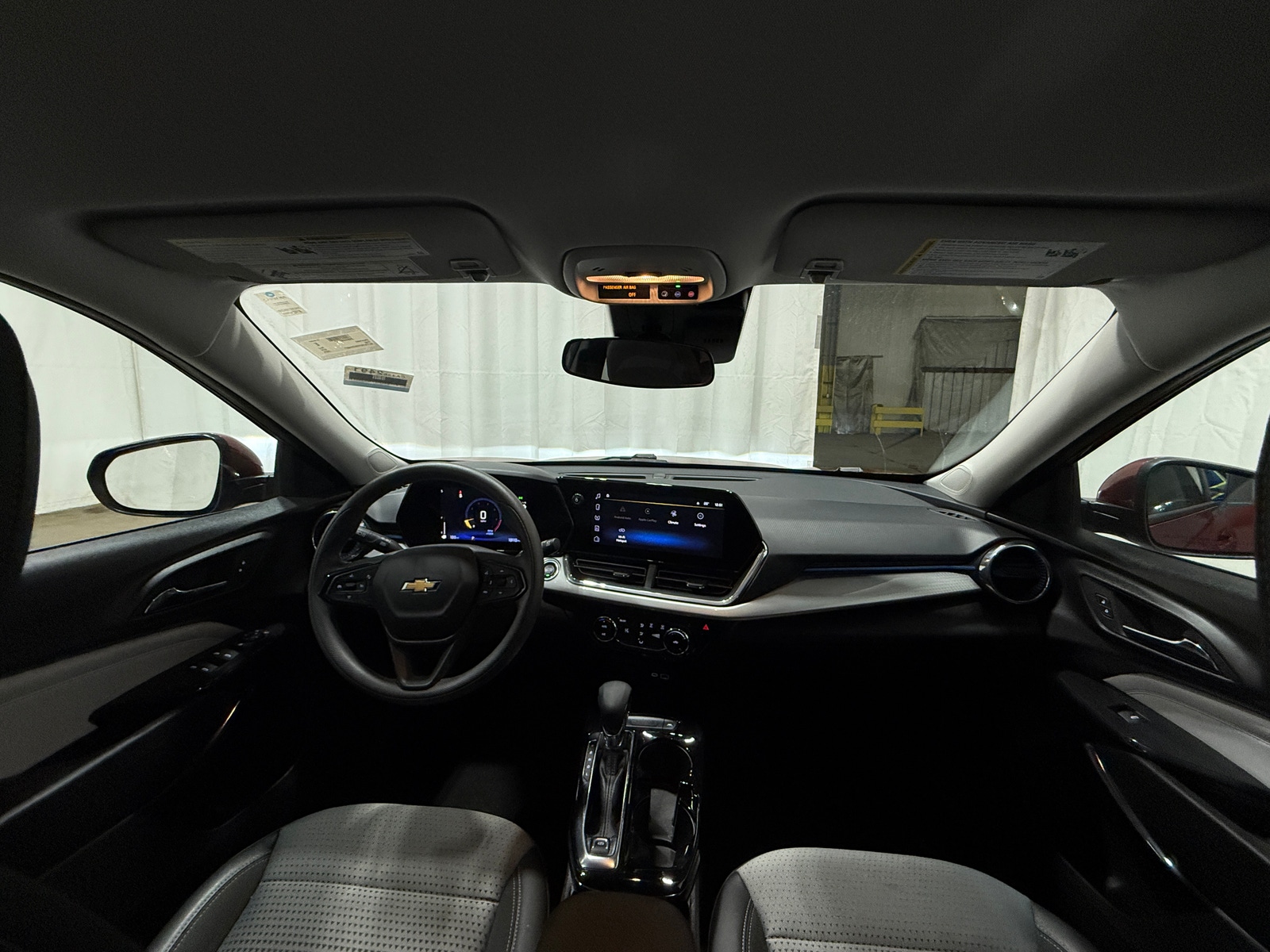 Thumbnail: 2025 Chevrolet Trax - 3