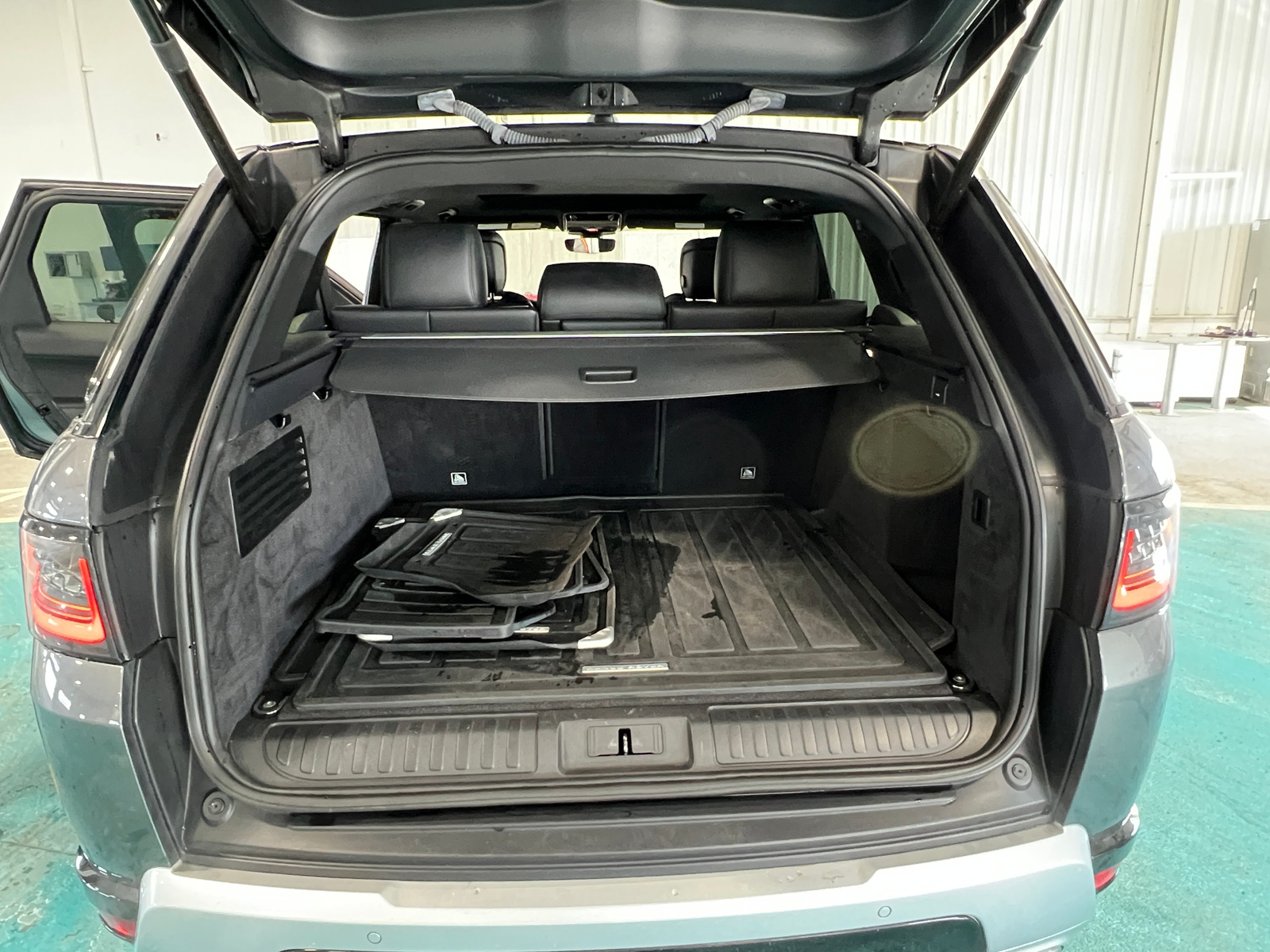 Thumbnail: 2019 Land Rover Range Rover Sport - 6