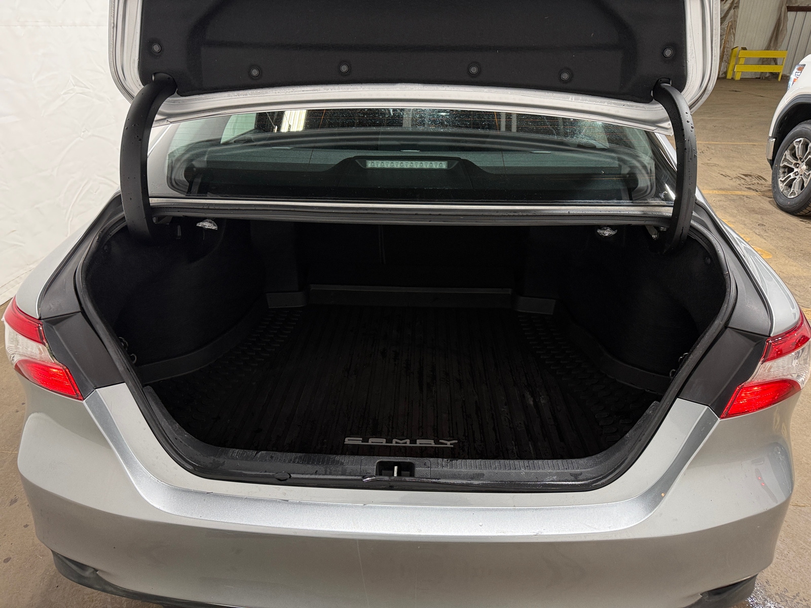 Thumbnail: 2018 Toyota Camry - 7