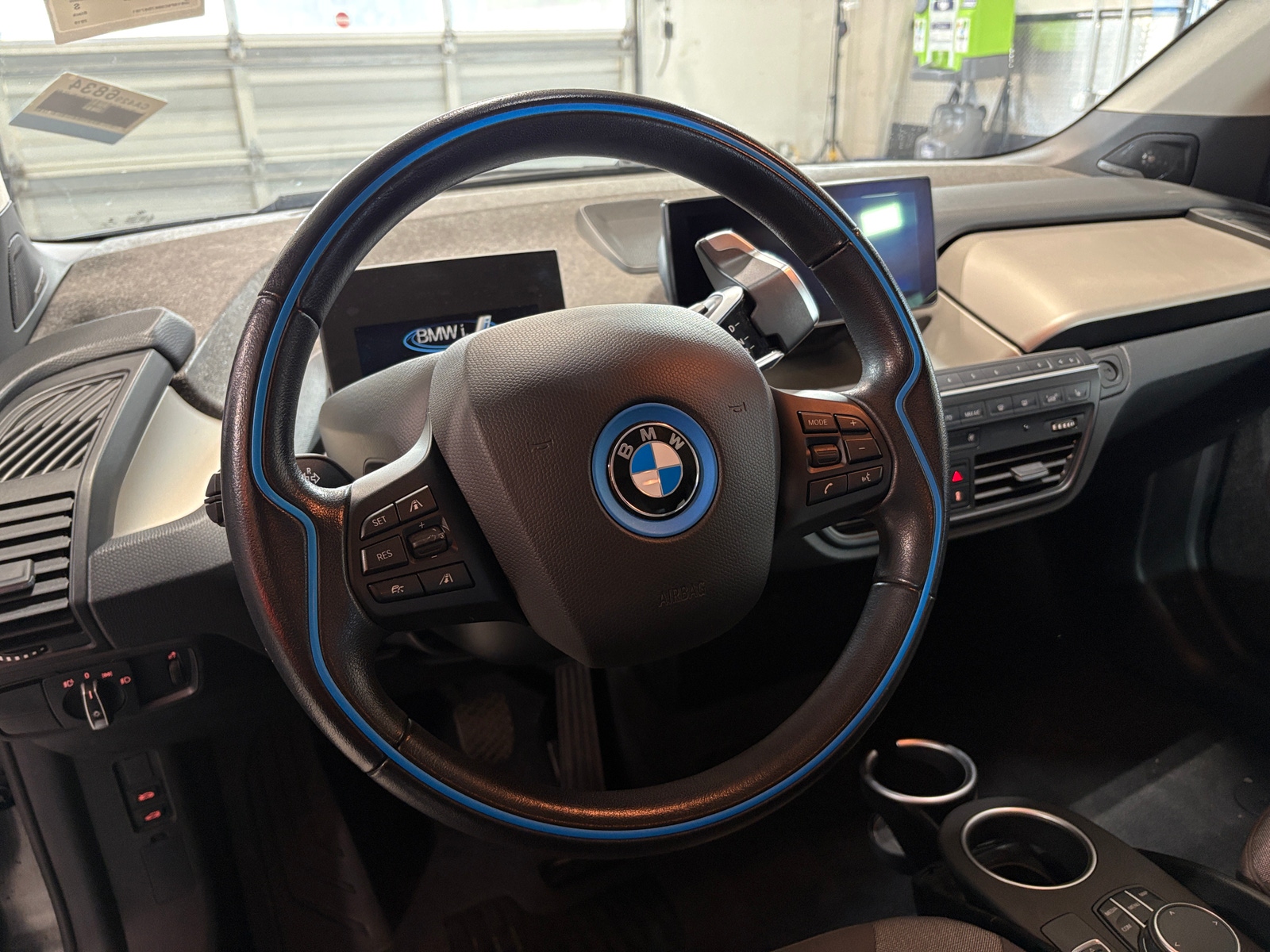 Thumbnail: 2019 BMW i3 - 5