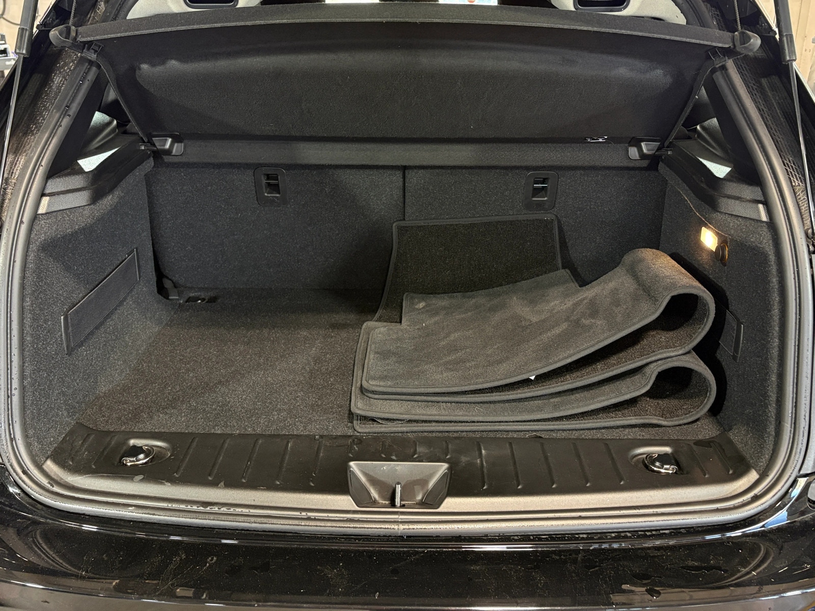 Thumbnail: 2019 BMW i3 - 7