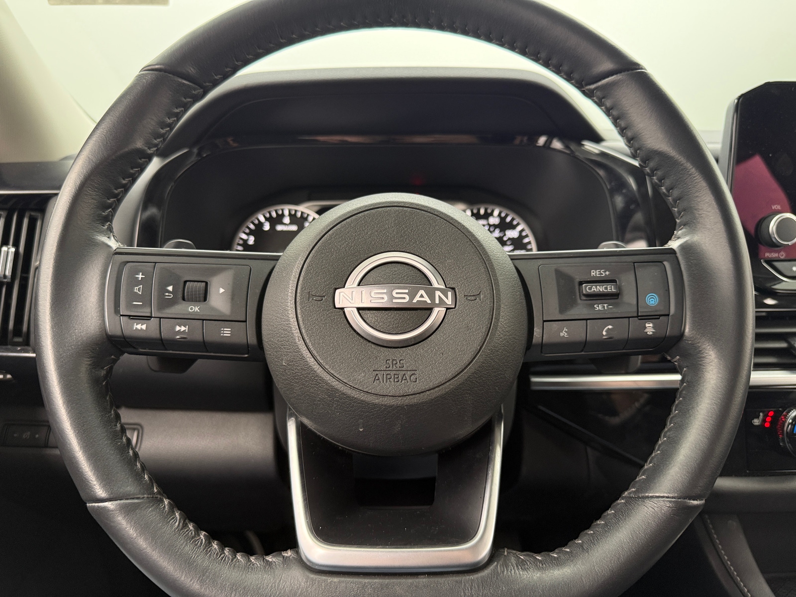 Thumbnail: 2024 Nissan Pathfinder - 5