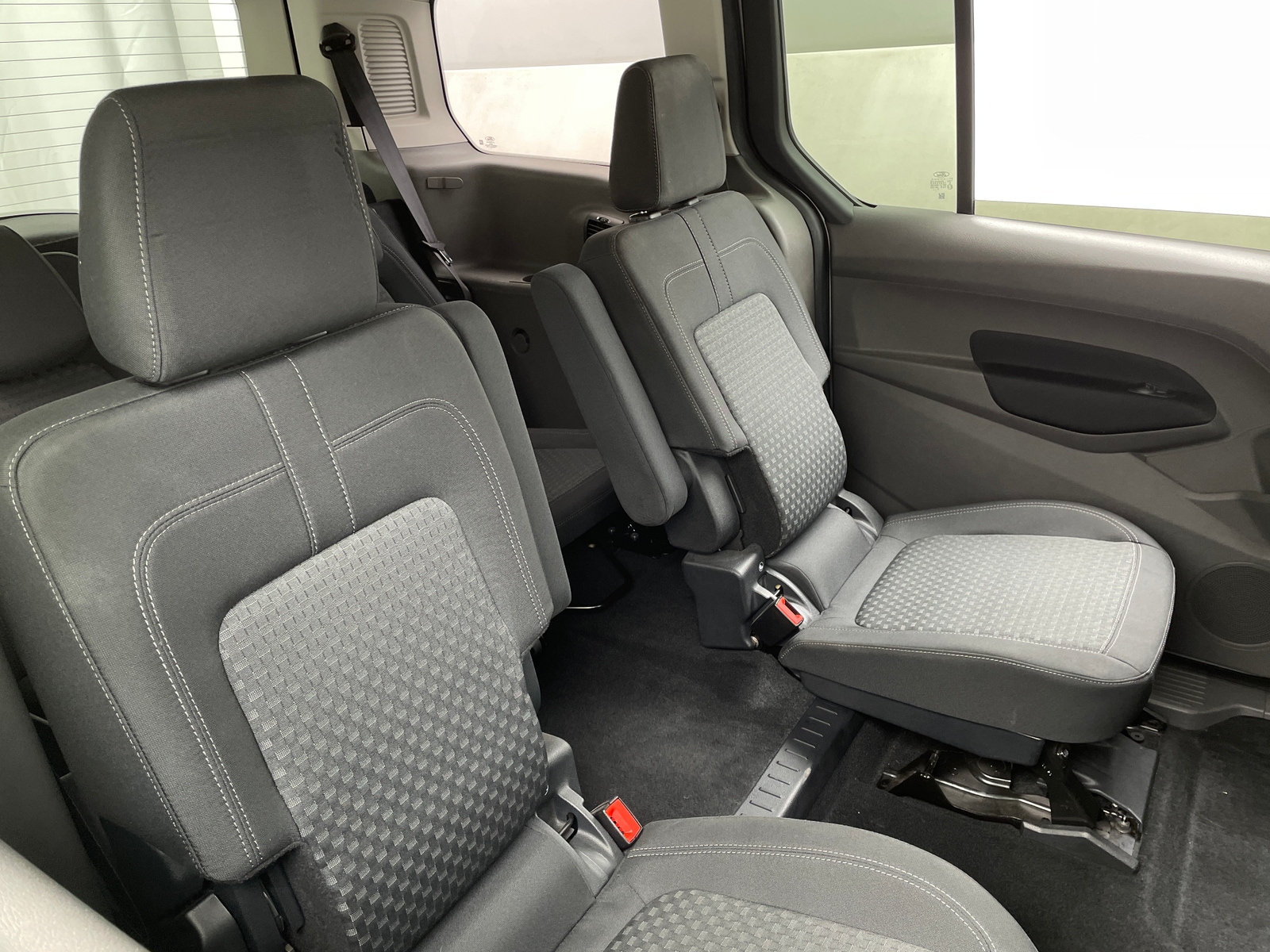 Thumbnail: 2021 Ford Transit Series - 6