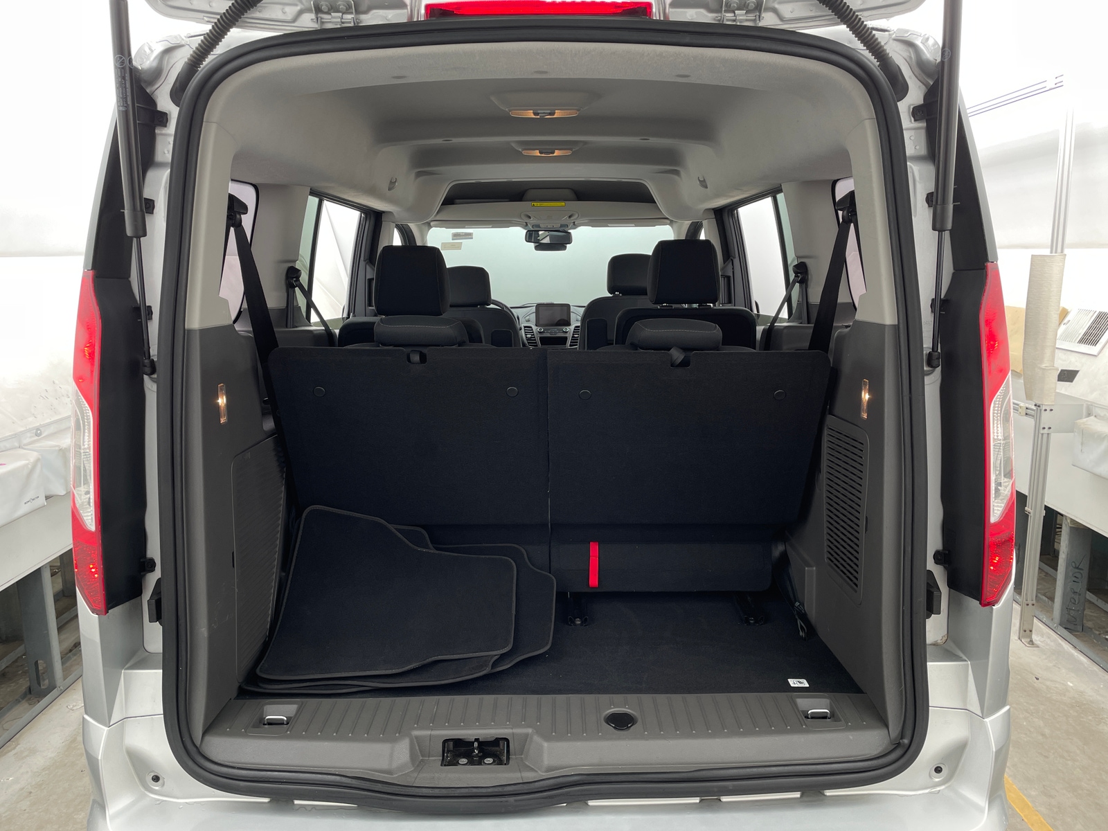 Thumbnail: 2021 Ford Transit Series - 7