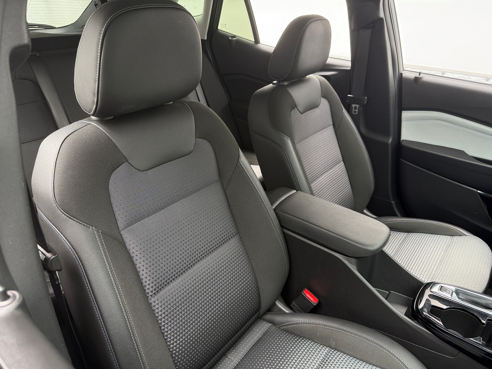 Thumbnail: 2025 Chevrolet Trax - 2