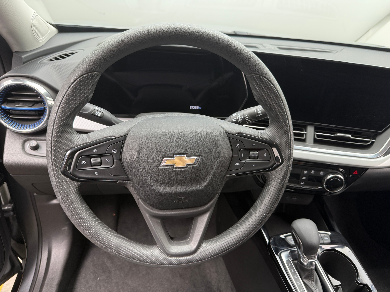 Thumbnail: 2025 Chevrolet Trax - 5