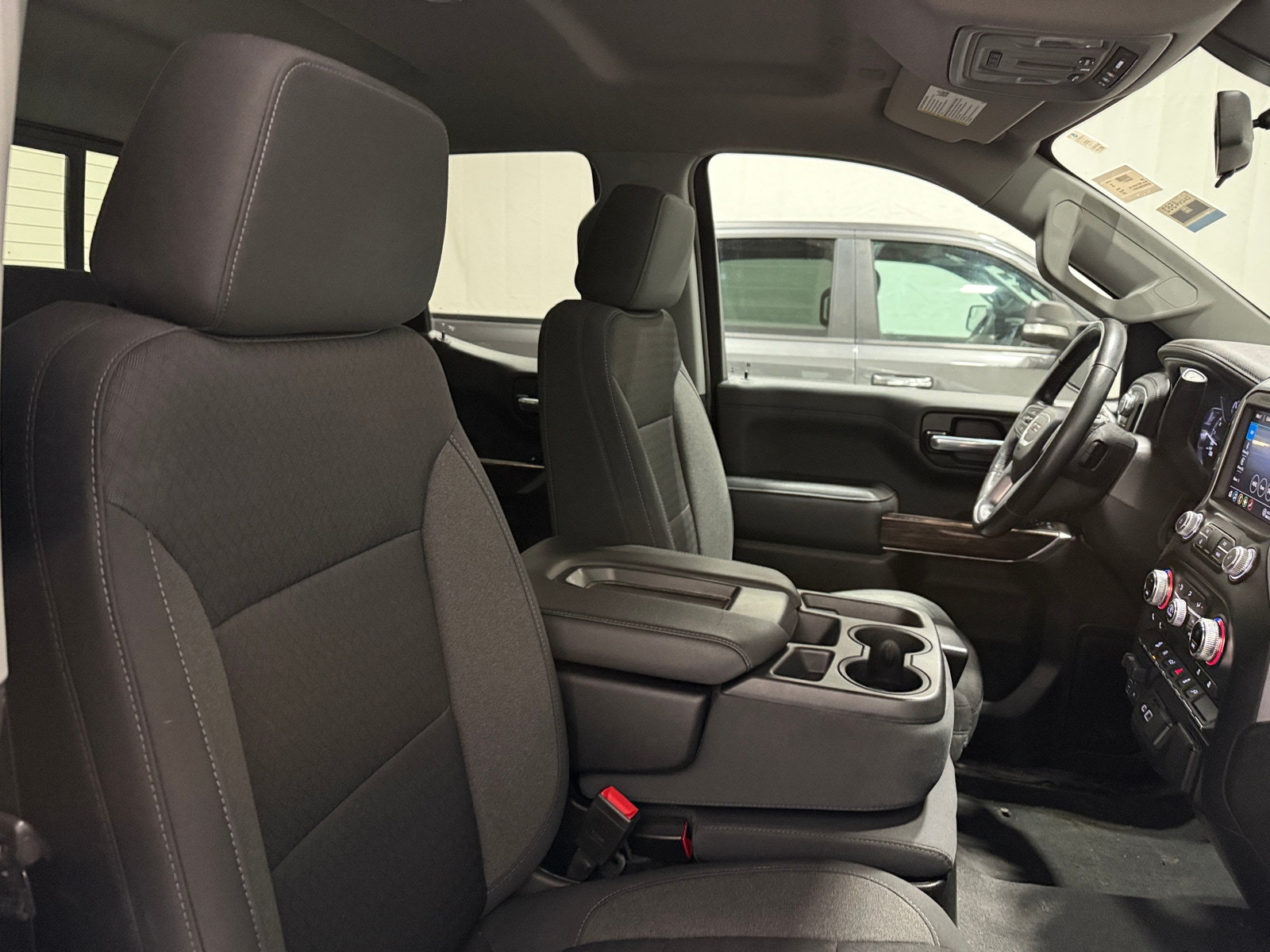 Thumbnail: 2021 GMC Sierra 1500 - 2