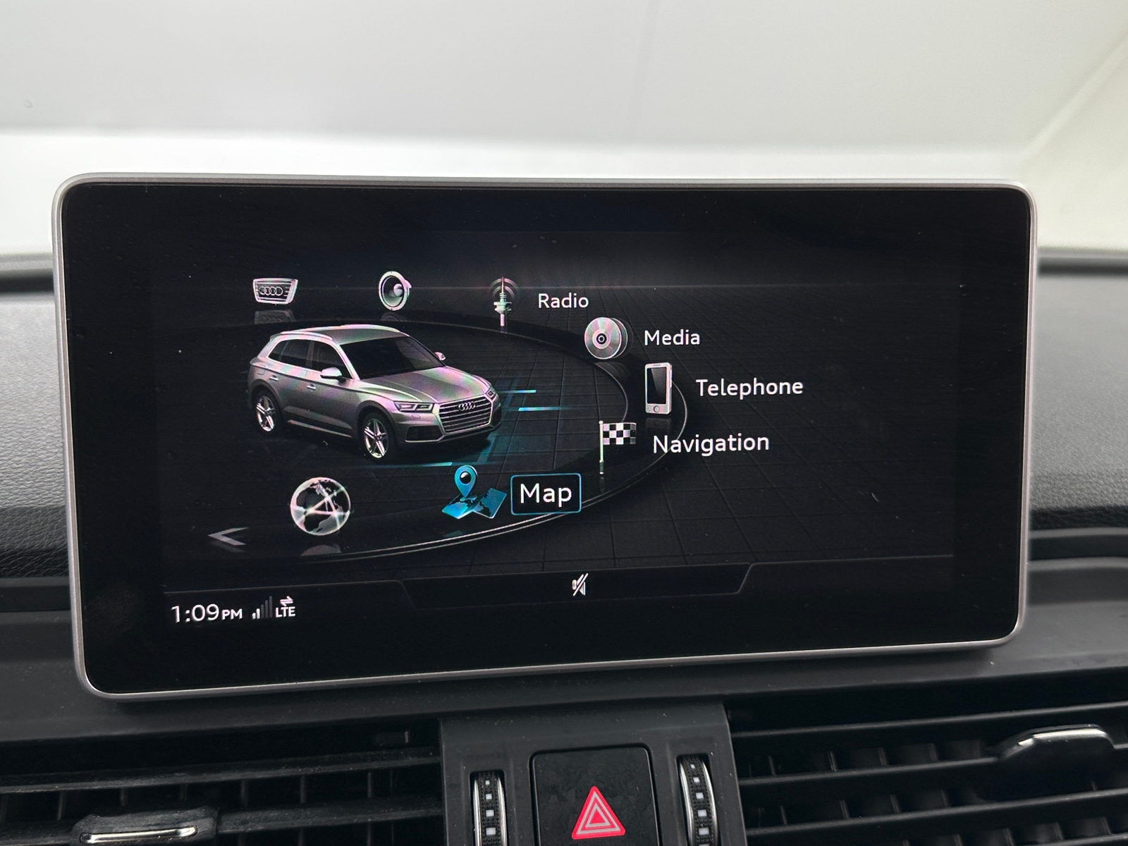 Thumbnail: 2020 Audi Q5 - 3