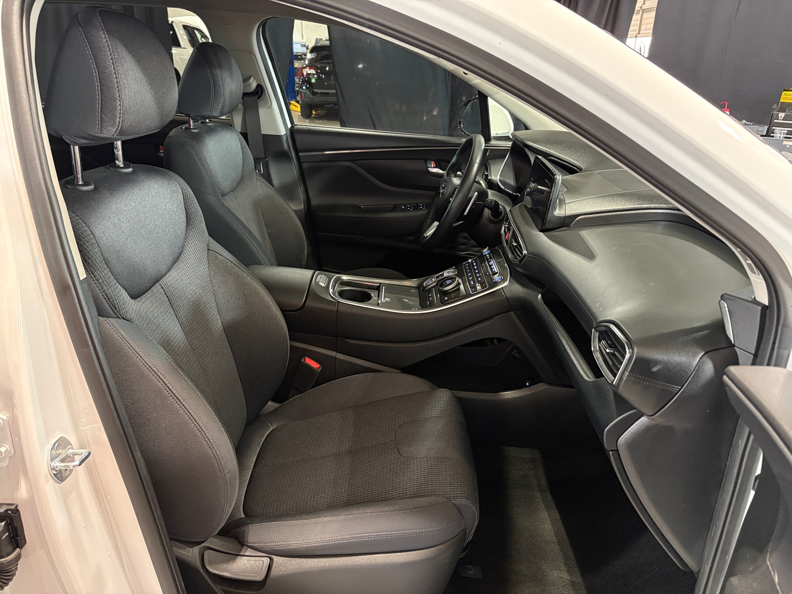 Thumbnail: 2023 Hyundai Santa Fe - 2