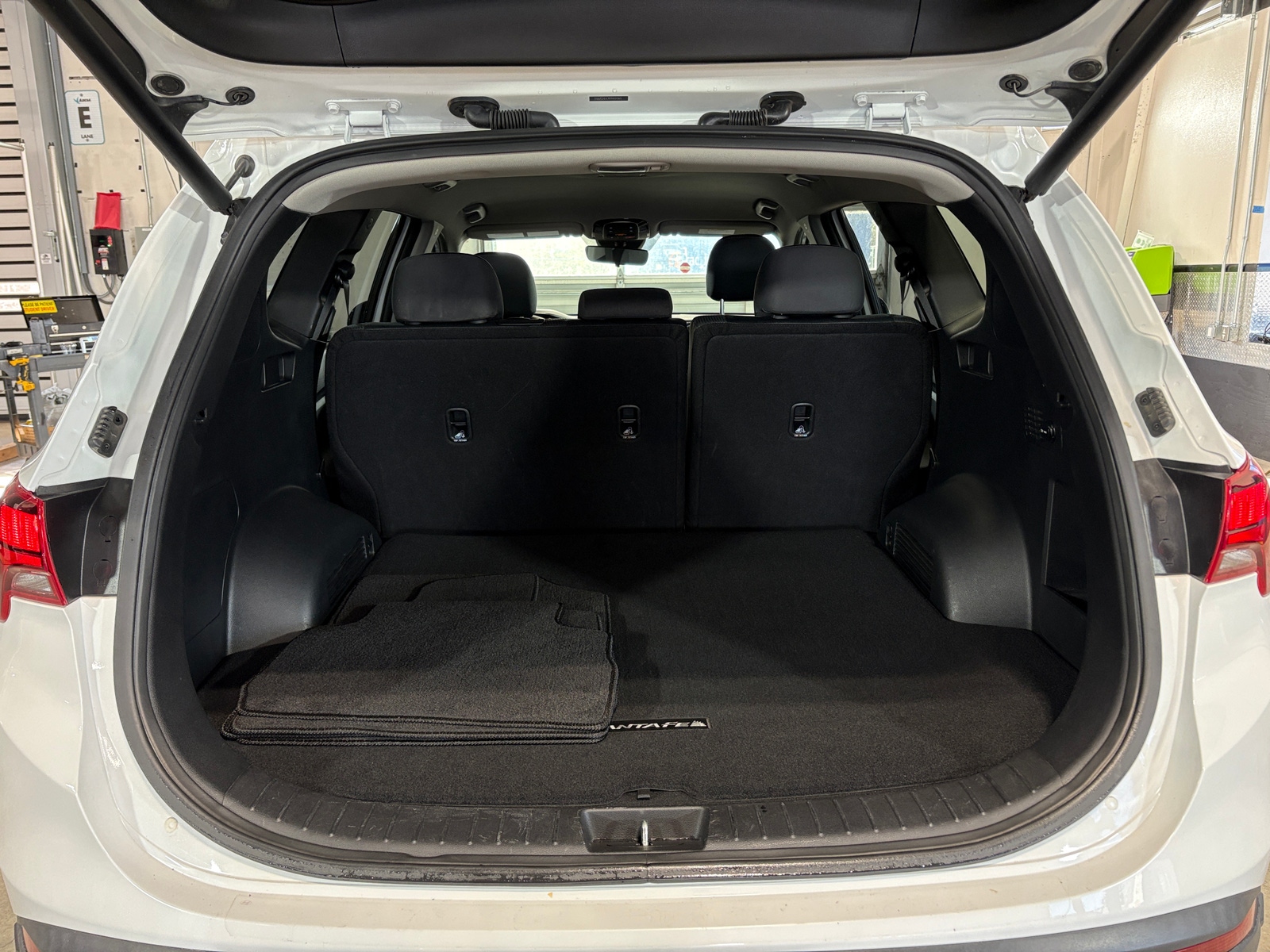 Thumbnail: 2023 Hyundai Santa Fe - 7