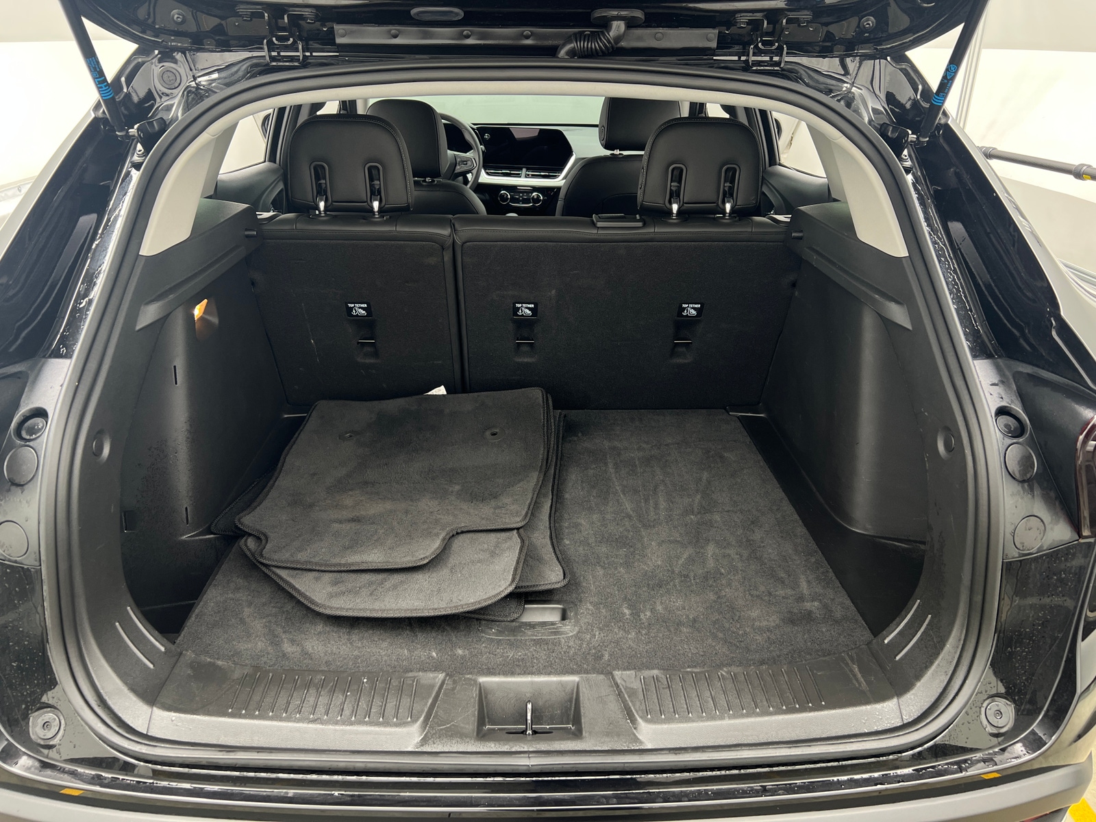 Thumbnail: 2025 Chevrolet Trax - 7