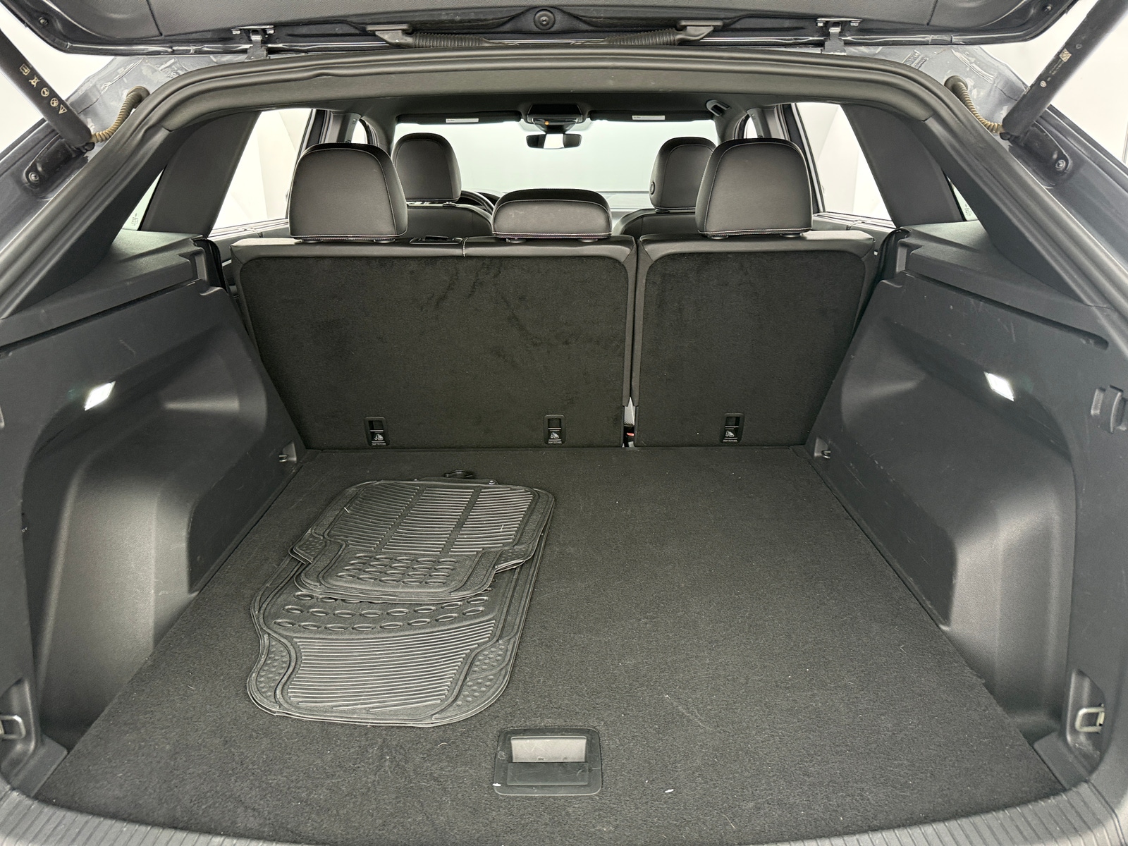 Thumbnail: 2025 Volkswagen Atlas - 6