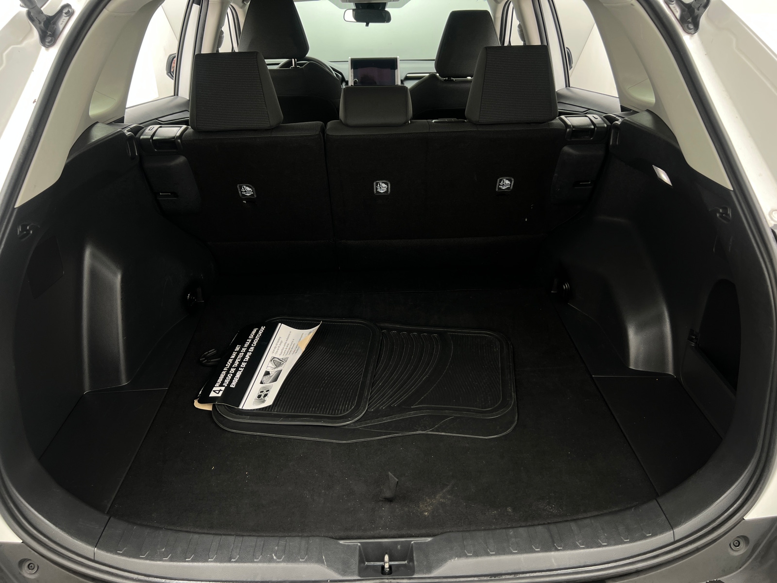 Thumbnail: 2024 Toyota RAV4 - 7