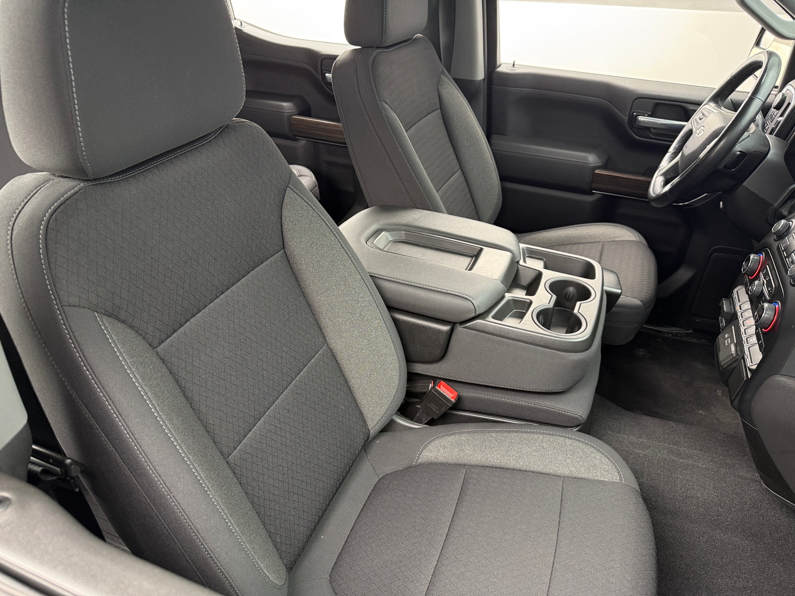 Thumbnail: 2021 Chevrolet Silverado 1500 - 2