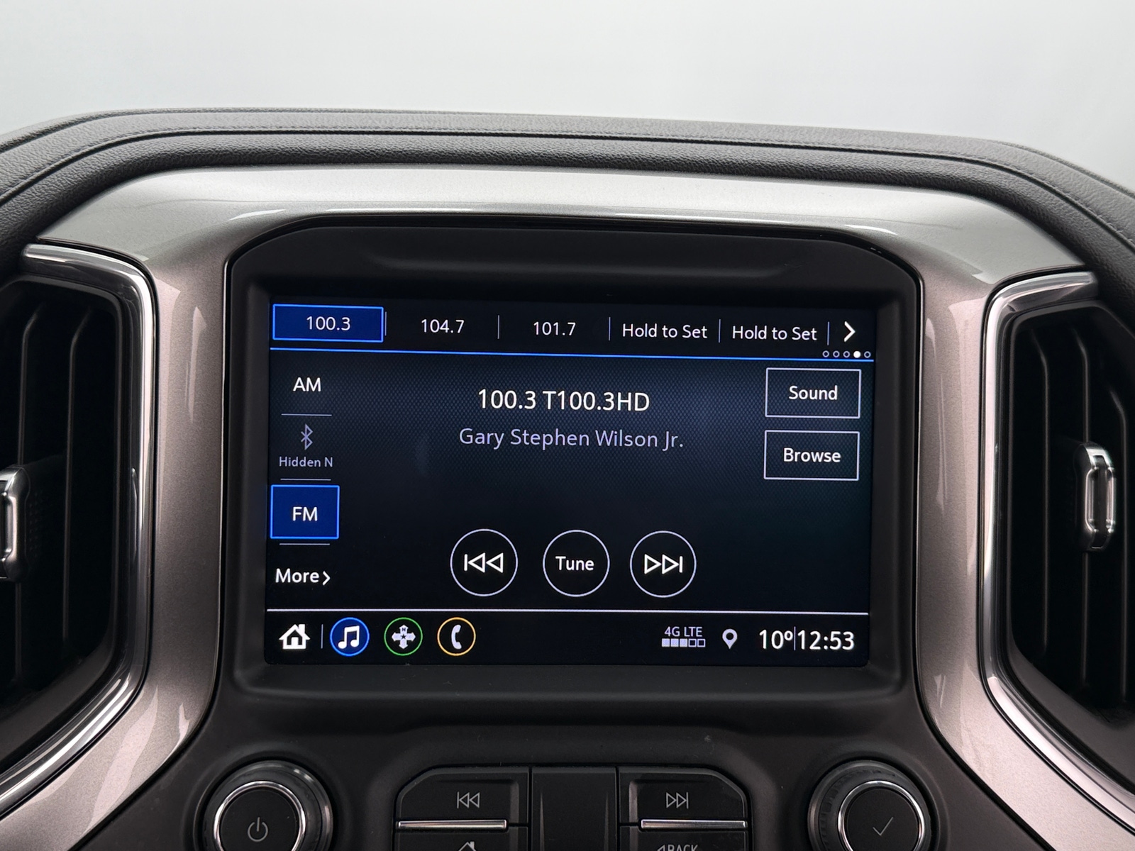 Thumbnail: 2021 Chevrolet Silverado 1500 - 4