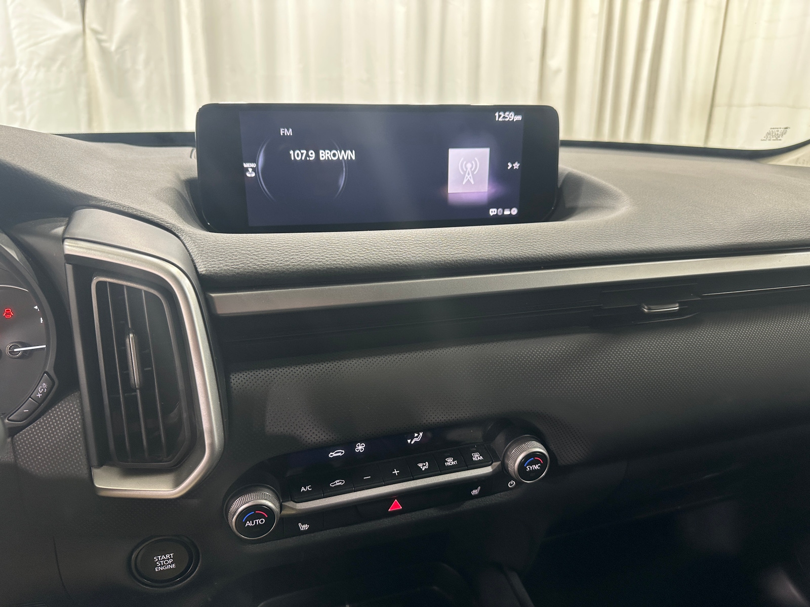 Thumbnail: 2025 Mazda CX-50 - 3