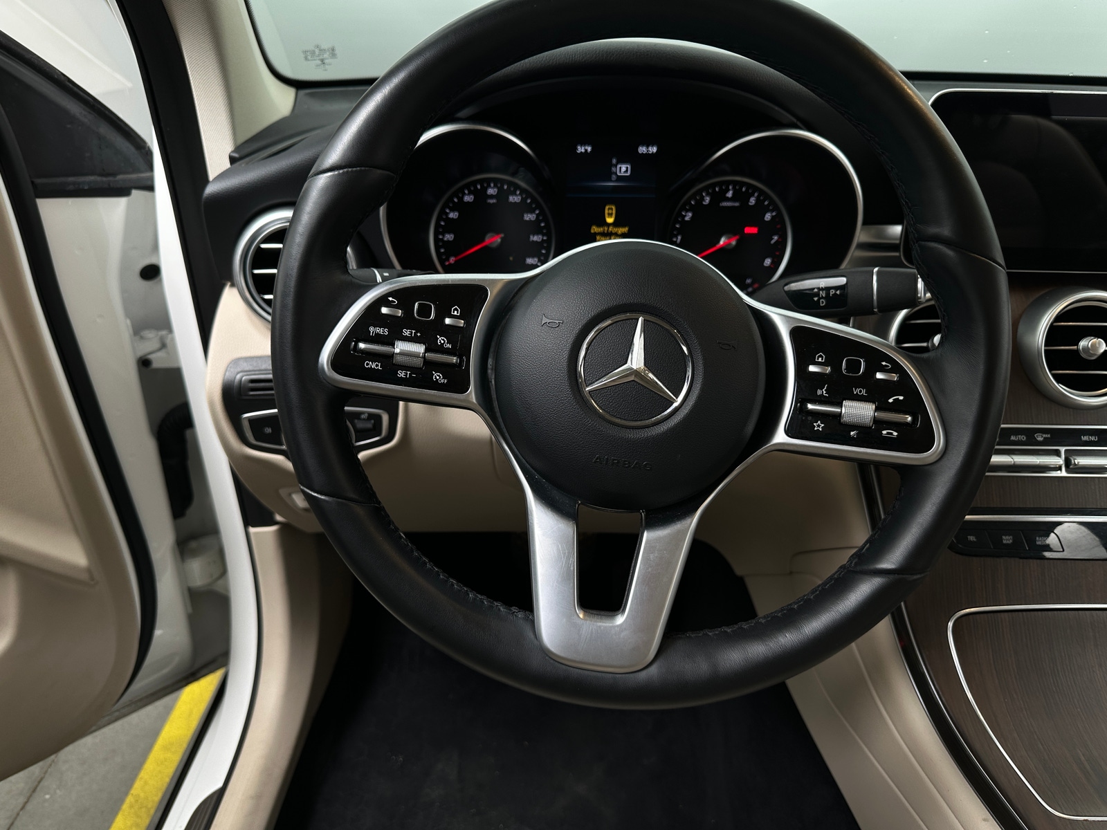 Thumbnail: 2022 Mercedes-Benz GLC - 4