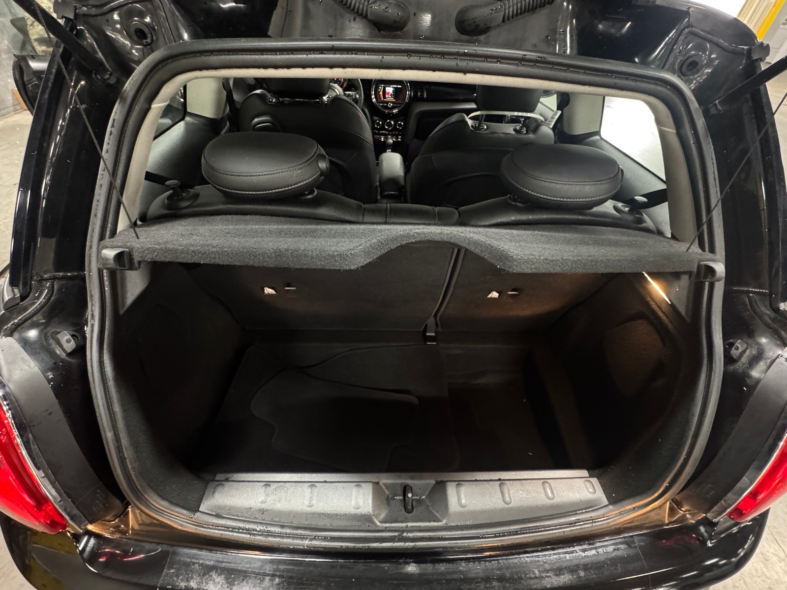 Thumbnail: 2019 MINI Cooper Hardtop - 6