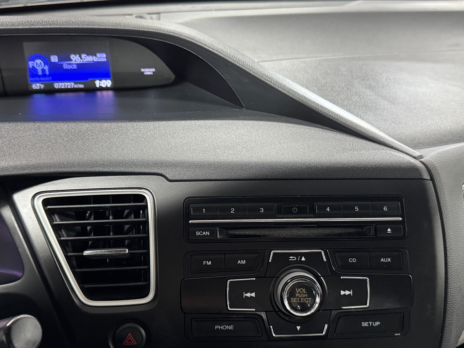 Thumbnail: 2015 Honda Civic - 4