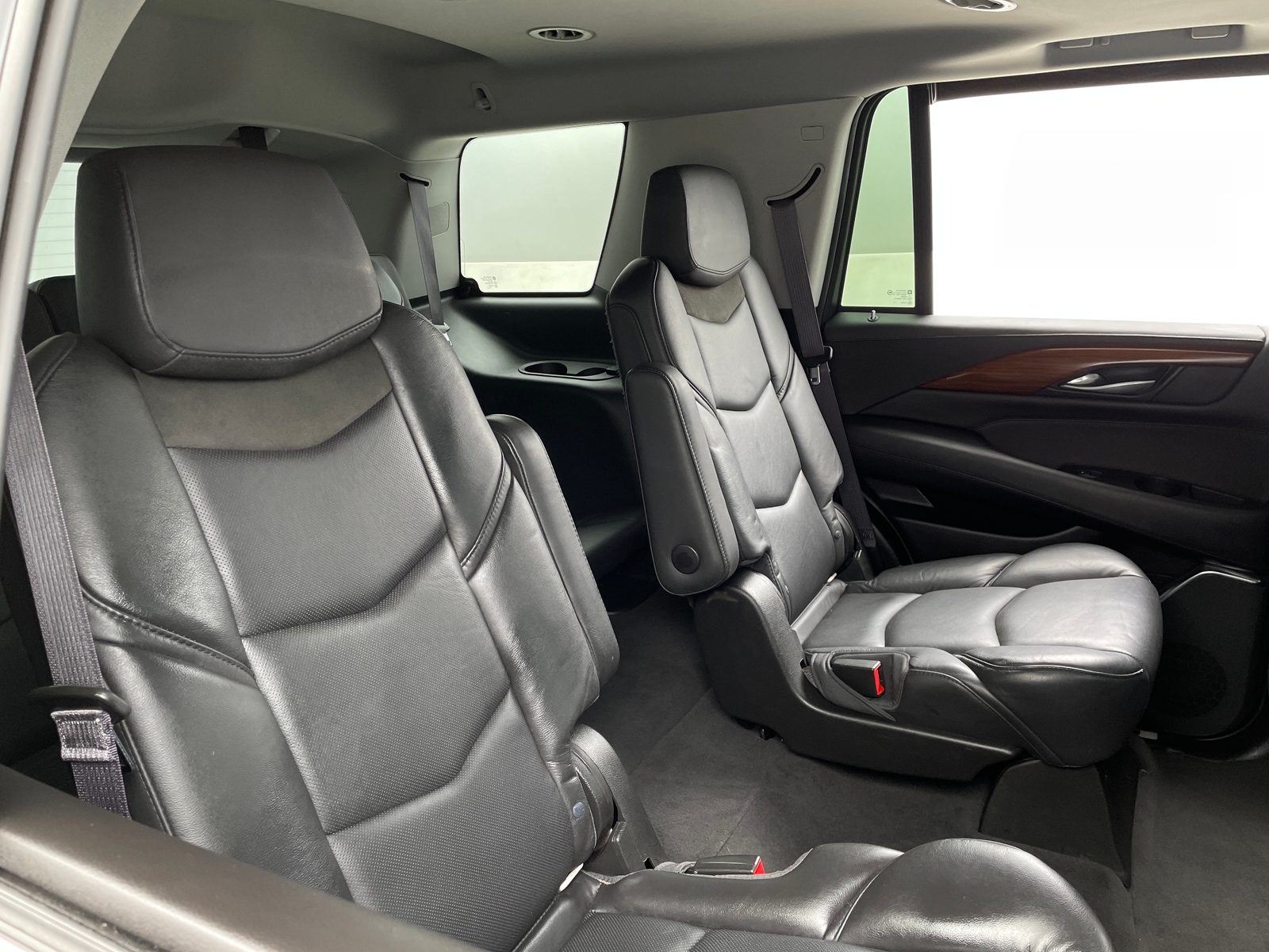 Thumbnail: 2017 Cadillac Escalade - 5