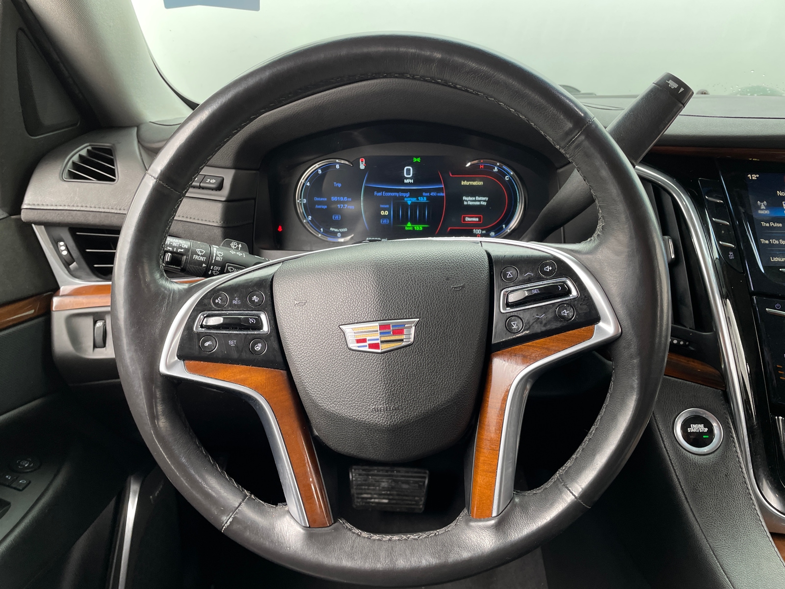 Thumbnail: 2017 Cadillac Escalade - 4