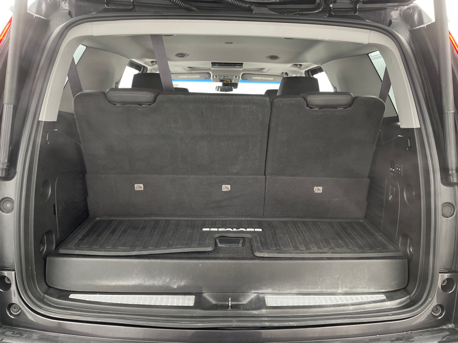 Thumbnail: 2017 Cadillac Escalade - 6