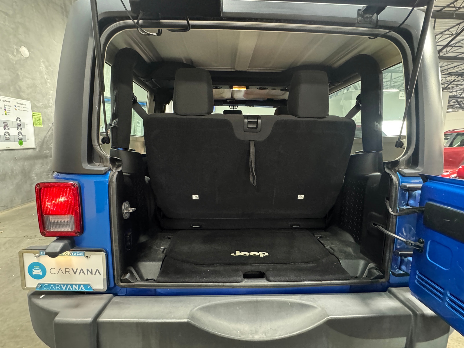 Thumbnail: 2015 Jeep Wrangler - 7