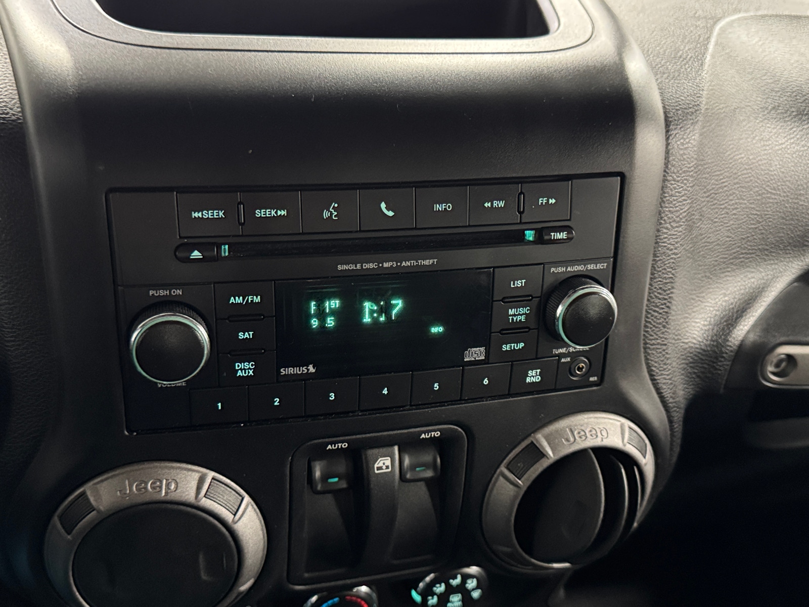 Thumbnail: 2015 Jeep Wrangler - 4