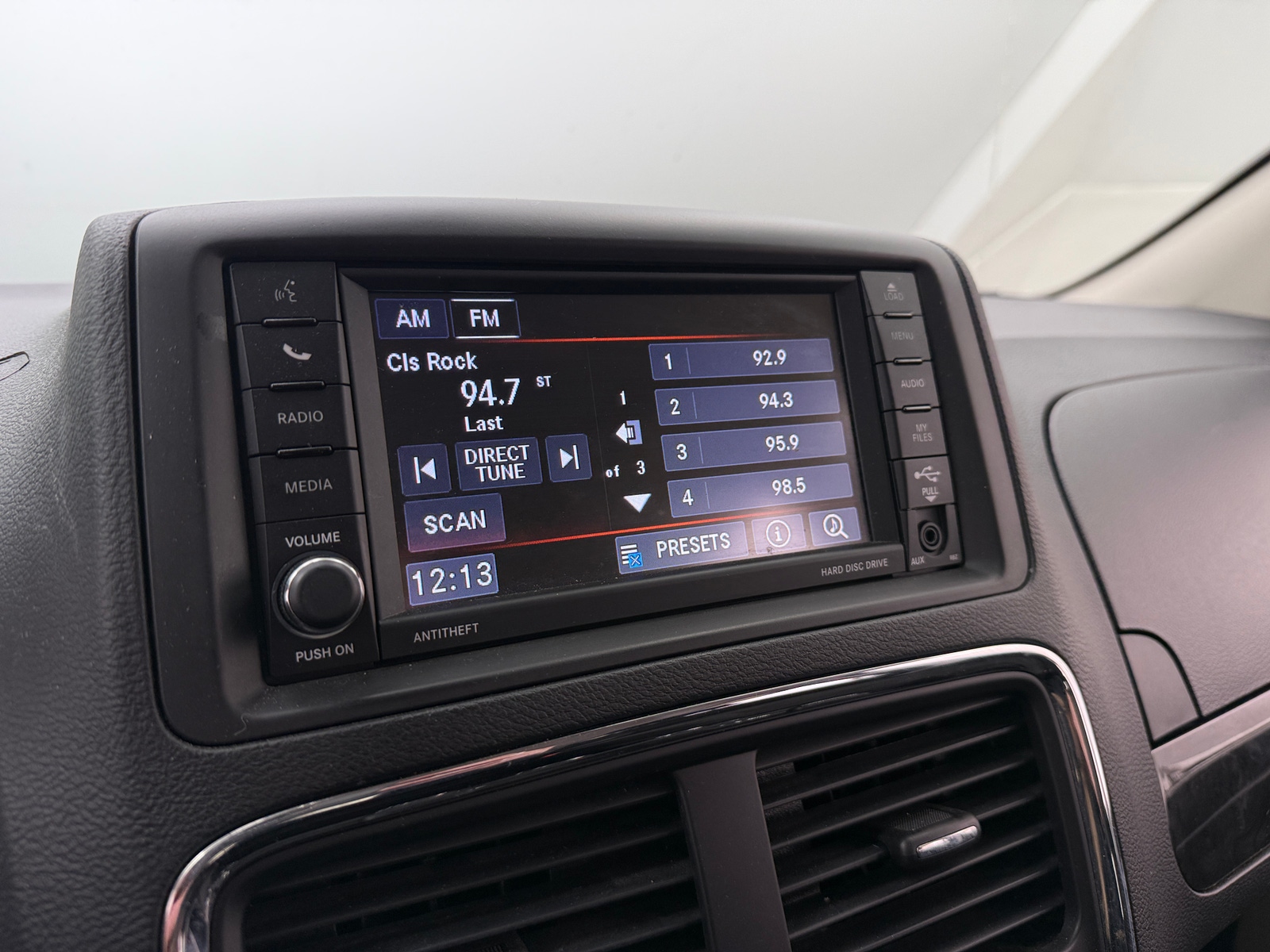 Thumbnail: 2019 Dodge Grand Caravan - 4