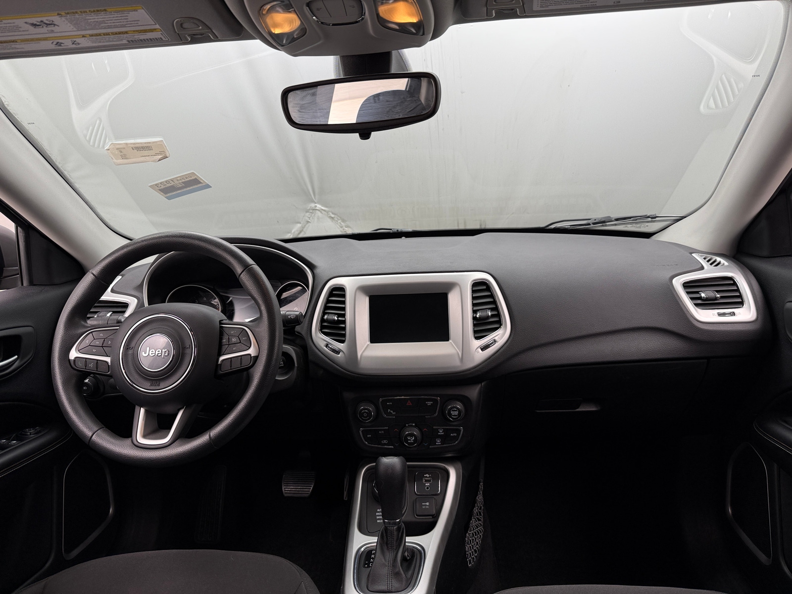 Thumbnail: 2019 Jeep Compass - 3