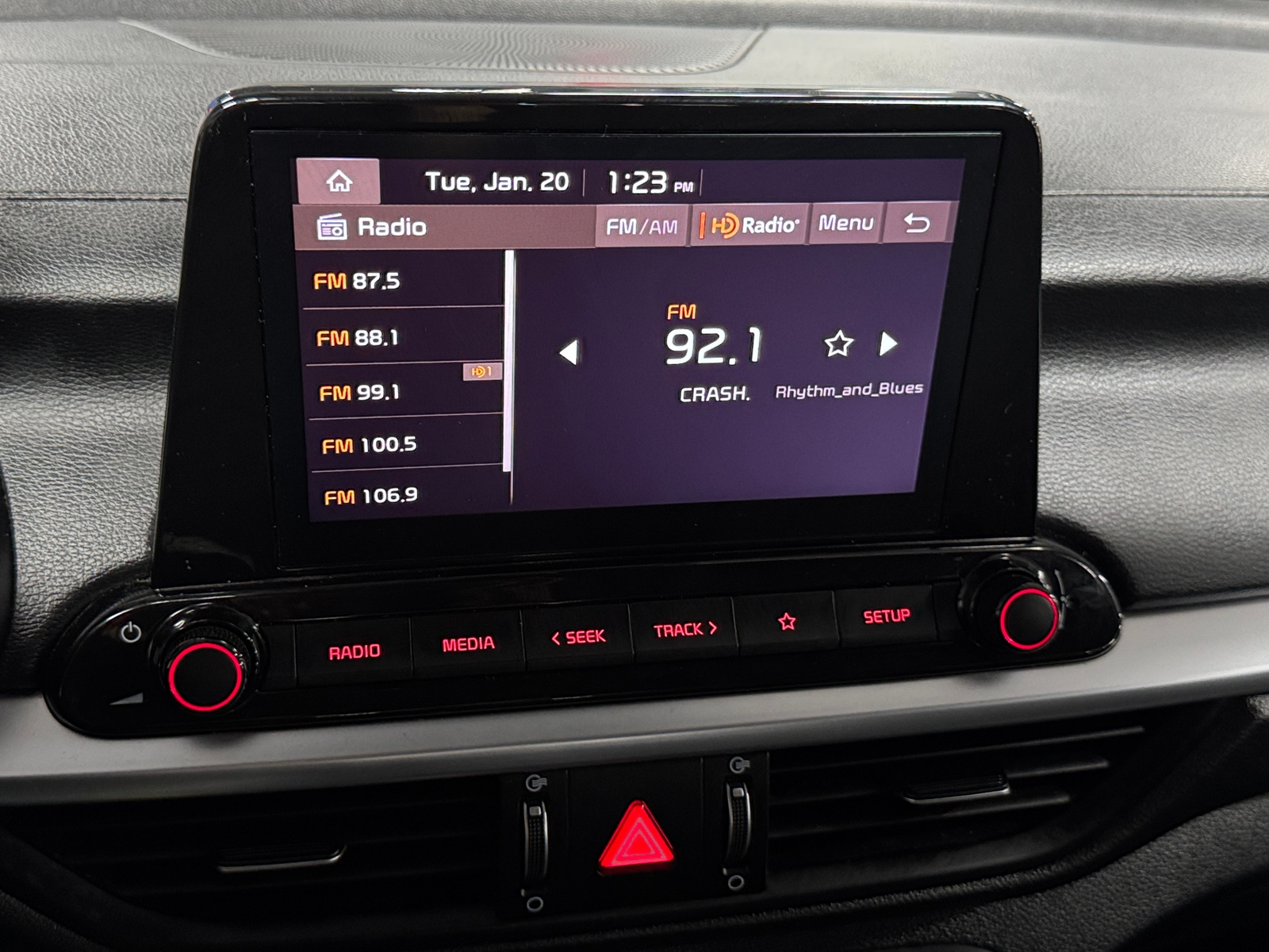 Thumbnail: 2024 Kia Forte - 4